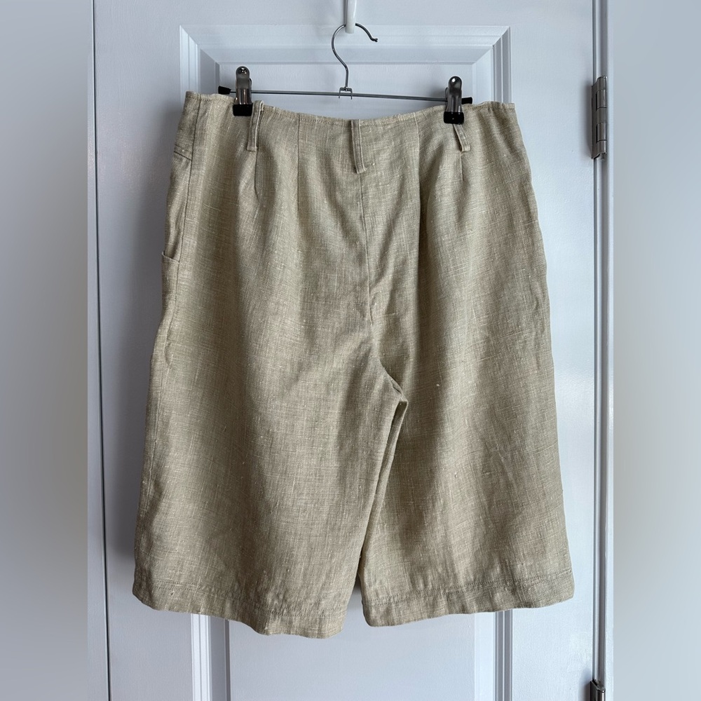 St. John Sport Women’s Linen Beige Shorts (Size 12) - Picture 3 of 11